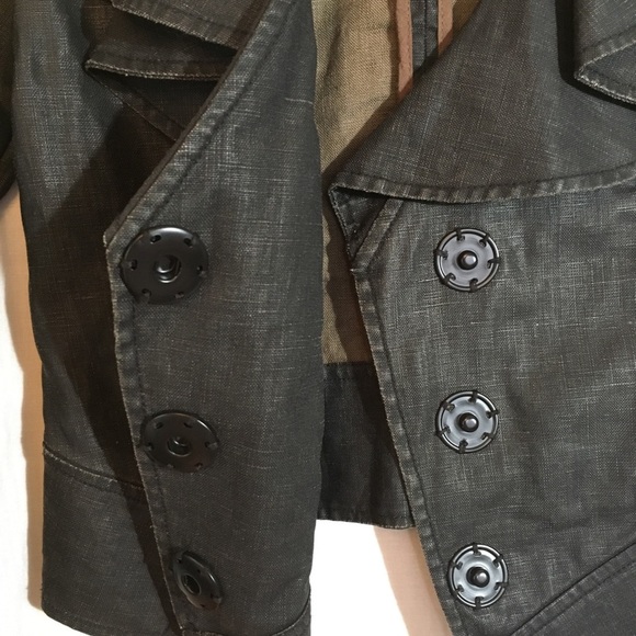 Cabi Linen Cropped Denim Ruffled Jacket - Picture 5 of 8